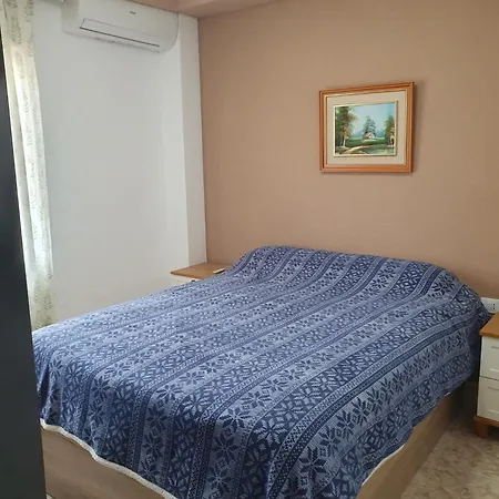 Cosy Au Bord De Lägenhet